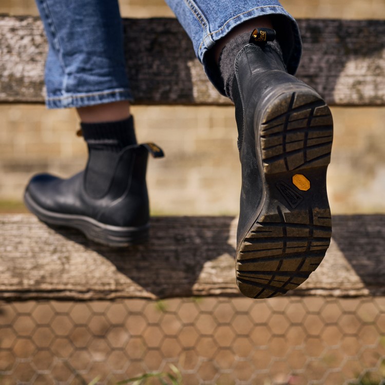 Blundstone Sale Women\s All-Terrain Chelsea Boots Black