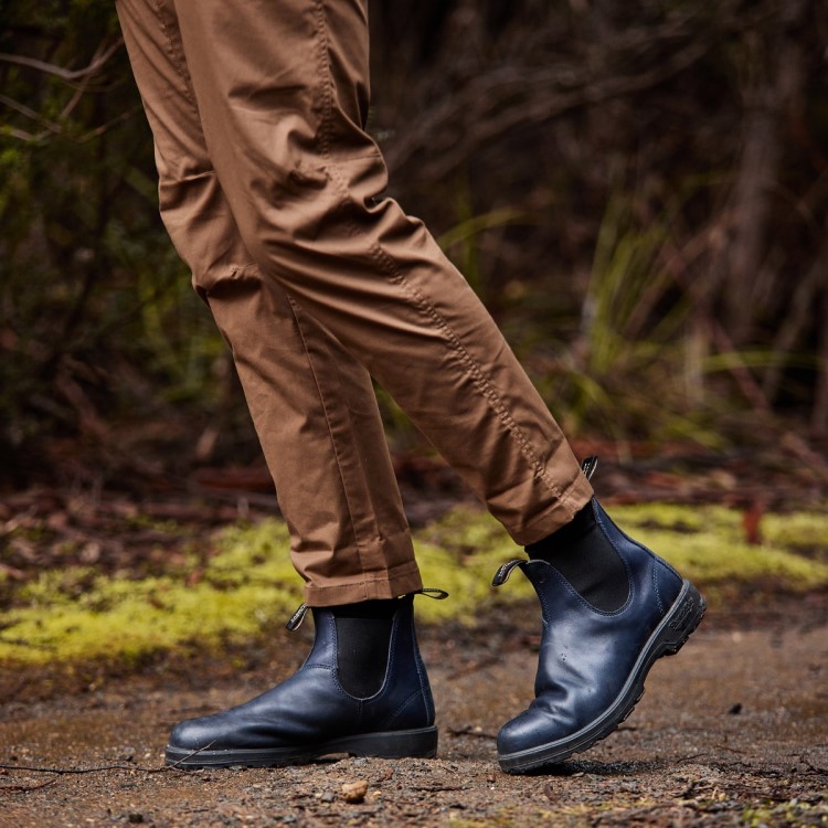 Men\s Classics Chelsea Boots Navy Blundstone Sale