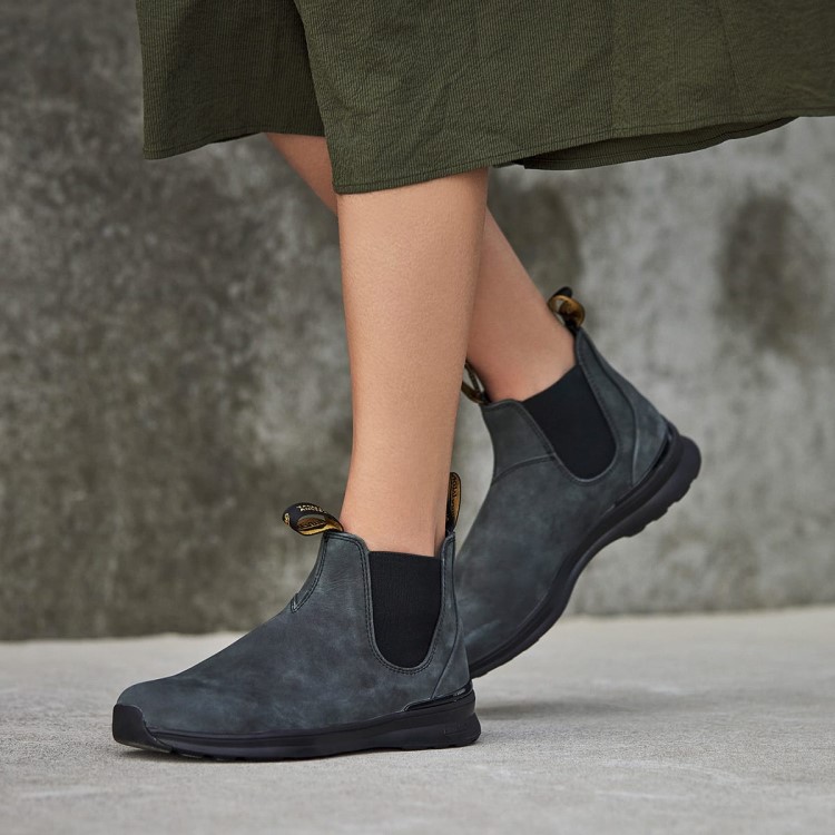 Women\s Active Chelsea Boots Rustic Black Blundstone Sale
