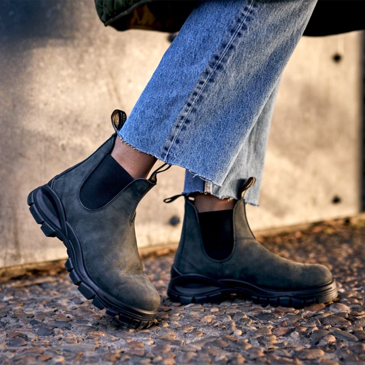 Women\s Lug Chelsea Boots Rustic Black Blundstone Sale