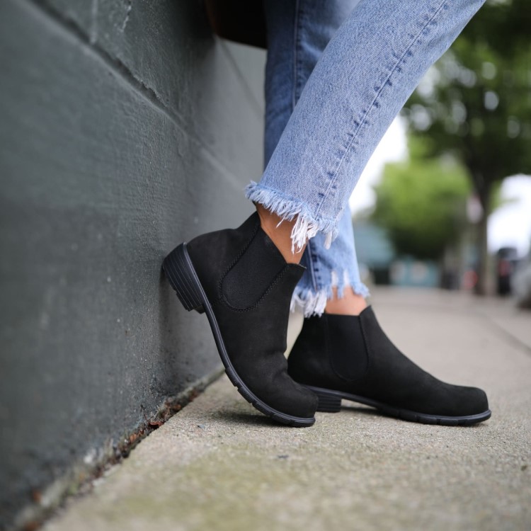 Women\s Series Ankle Boots Black Nubuck Blundstone Sale